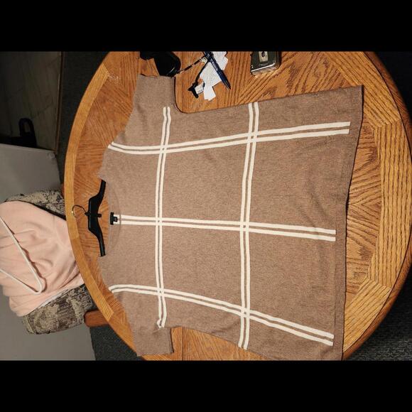 Sweaters - Ann Taylor knit top sz S